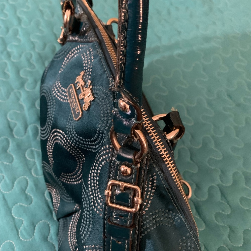 Coach -Teal Bag - Picture 11 of 16